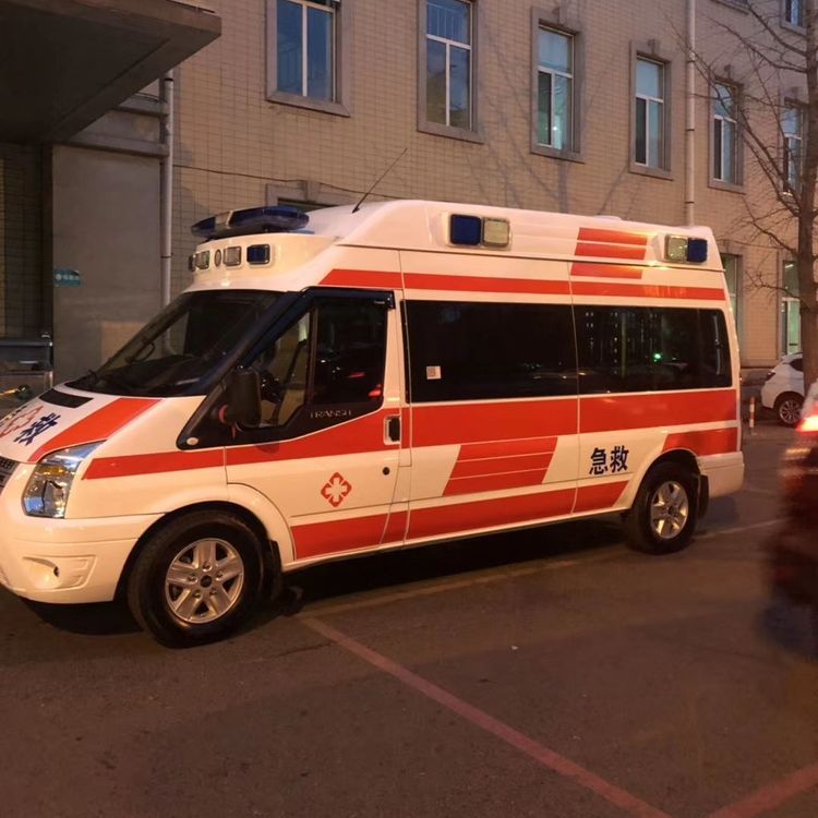 平昌夜间租赁救护车护送病人转院：安全转运的 8 大核心注意事项
